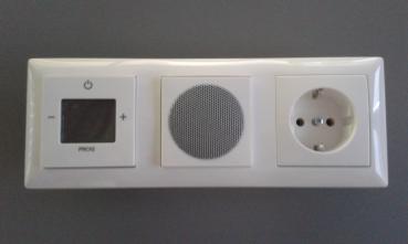 Busch-Jaeger Radio DAB+ Komplett-Set Balance SI 3-fach MIT STECKDOSE alpinweiss (8215U-101 + 8223U + 8252-914-101 + 8253-914 + 20EUC-914 + 1723-914)