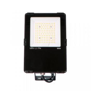 SHADA LED-Strahler Flutlichtstrahler 30W 4650lm 4000K IP66, schwarz EEC: D (230090)