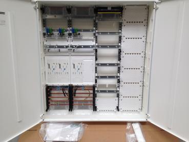 F-tronic Zählerschrank 3x eHZ Zählerfeld mit Datenschnittstelle + 1x Verteilerfeld mit APZ + 1x Multimediafeld, 4-feldrig