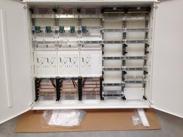 F-tronic Zählerschrank 5x eHZ Zählerfeld mit Datenschnittstelle + 1x Verteilerfeld + 1x Verteilerfeld mit APZ, 5-feldrig