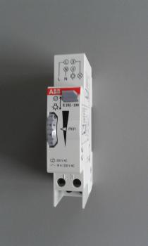 ABB Treppenlicht-Zeitschalter E232-230