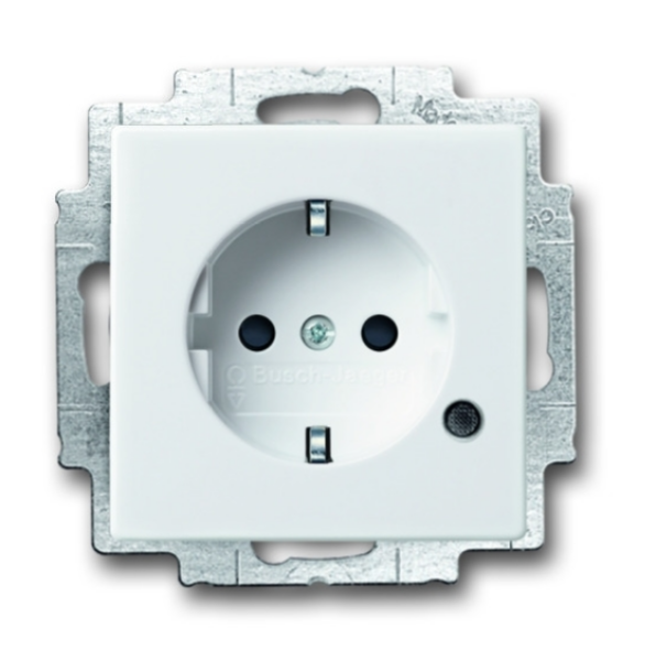Busch-Jaeger solo studioweiss 20 EUCBL-84 Steckdose mit LED
