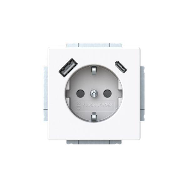 Busch-Jaeger solo studioweiss 2xUSB-Steckdose A+C SCHUKO 20 EUCB2USBAC-84