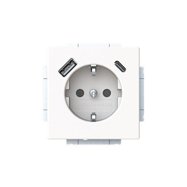 Busch-Jaeger 20 EUCB2USBAC-884 future linear Schuko 2xUSB-Steckdose A+C mit integriertem erhöhten Berührungsschutz studioweiß matt