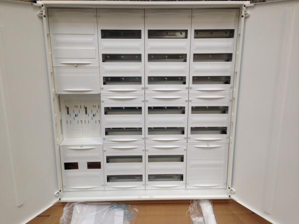 F-tronic Zählerschrank 2x eHZ Zählerfeld mit Datenschnittstelle + 2x Verteilerfeld + 1x Verteilerfeld mit APZ, 4-feldrig