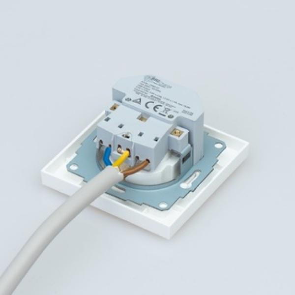 Elektromaterial günstig kaufen - Online Shop - TeMo T&More® Schuko Steckdose  mit USB Ports, 2x USB-A, max. 3.4A, passend zu 55er Schalterserien (Busch  Jäger, Gira, Jung, Merten)(2900135TEM)